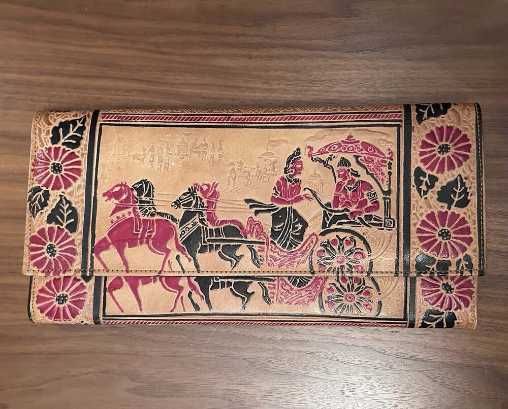 1970s Hand-Tooled Leather Indian Clutch / Wallet - Chariot Scene Vintage EUC!